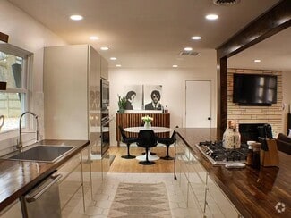 Building Photo - Sit Back, Relax. Your New home Awaits.