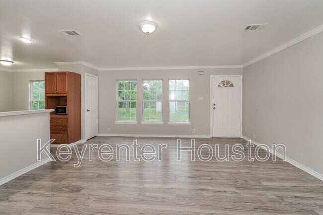 Building Photo - 829 Marjorie St