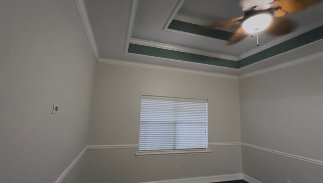 Building Photo - 408 Hidden Oaks Cir