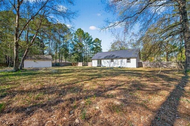 Building Photo - 170 Walter Dr