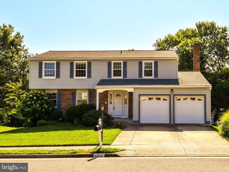 Primary Photo - 4037 Broadwire Dr