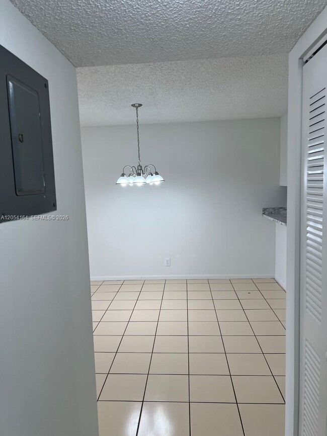 Building Photo - 8720 N Sherman Cir