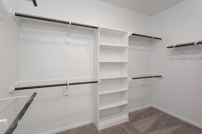 Building Photo - 6915 Lebec Dr