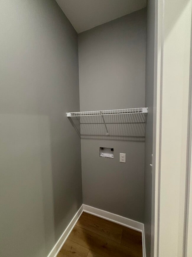 Building Photo - 1611 KY-1247