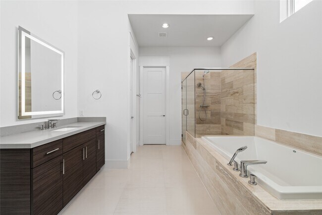 Building Photo - 9809 Blissful Pr Ln
