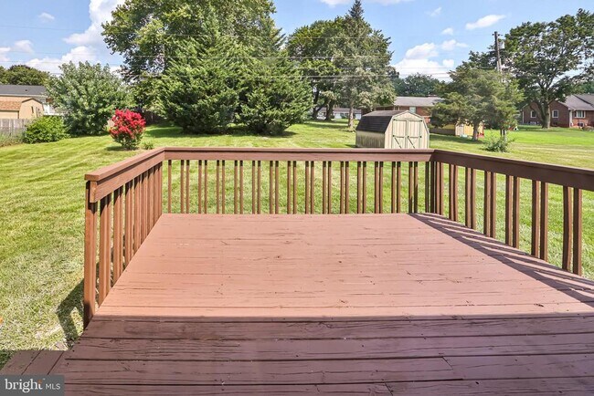 Building Photo - 13929 Green Mountain Dr