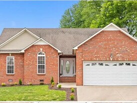 Building Photo - 2825 Brewster Dr
