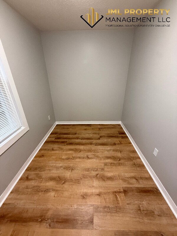 Building Photo - 321 Union St