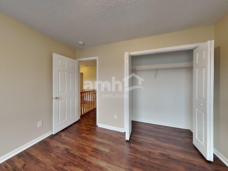 Building Photo - 12187 Running Springs Rd