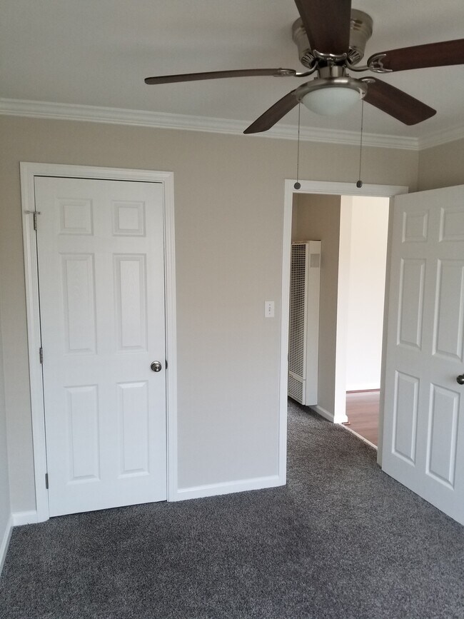 Building Photo - 14874 Acton Dr