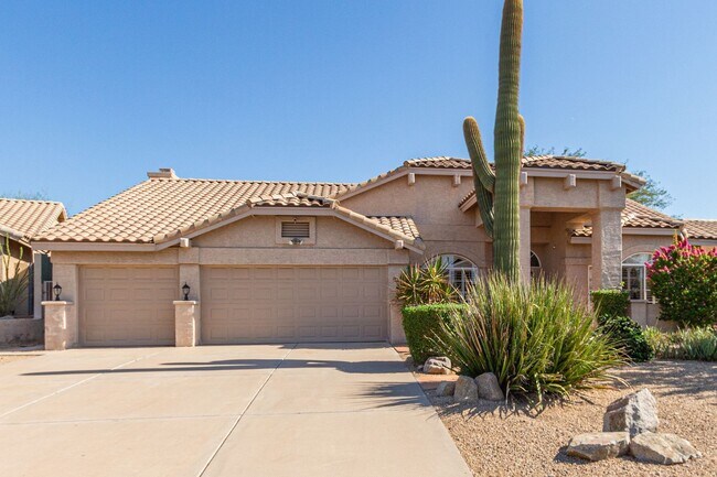 Primary Photo - Come Settle In — This Scottsdale Gem Is Re...