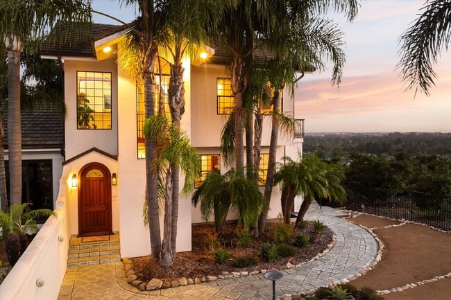 Building Photo - 6060 La Goleta Rd