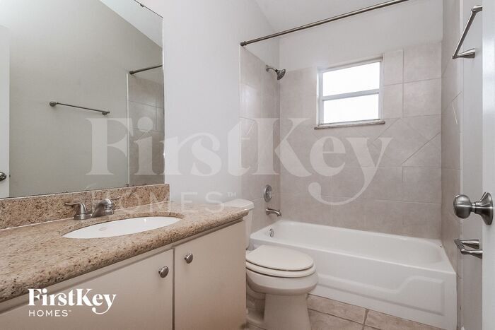 Building Photo - 126 Timberpark Dr