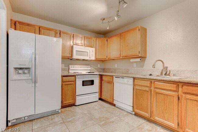 Building Photo - 3661 Renovah St
