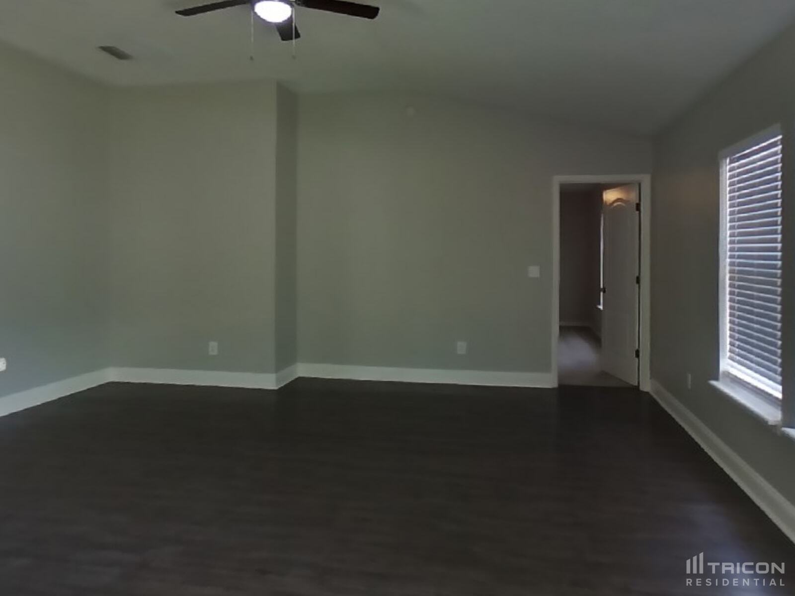 Building Photo - 2268 Eisner Dr