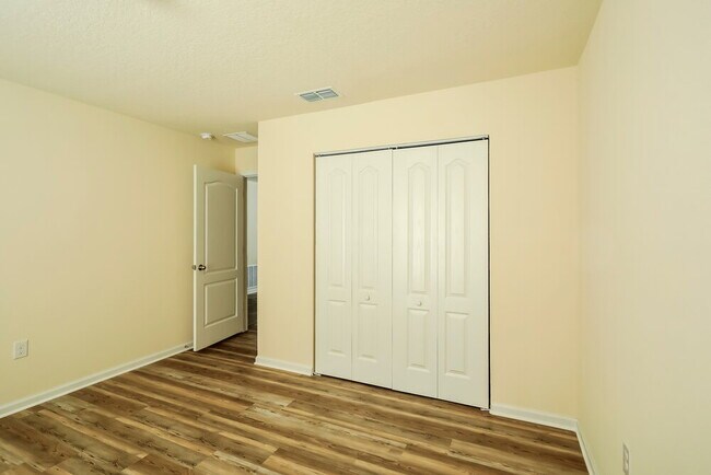 Building Photo - 1786 Eagle View Way