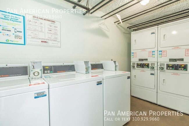 Building Photo - 4034 S Pacific Ave