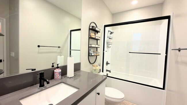 Building Photo - Luxury Builder Model Home - Resort Style Amenities In A Gated Community