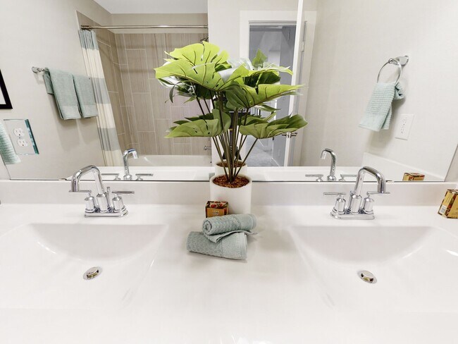 Building Photo - 17735 Sapphire