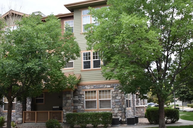 Building Photo - 15455 Canyon Rim Dr