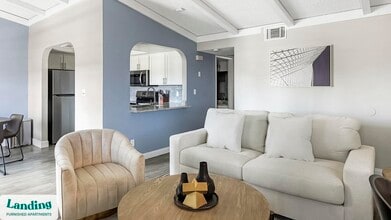 Building Photo - 5272 Tamarus St