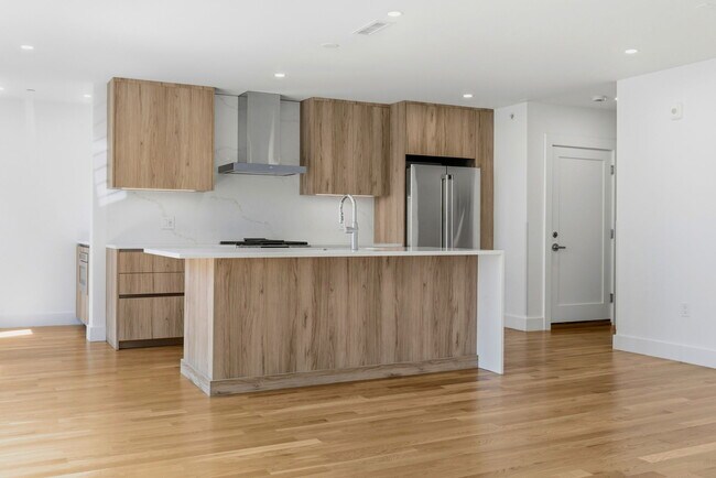 Building Photo - 6 Devine Wy