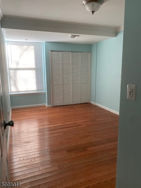 Building Photo - 448 River Rd