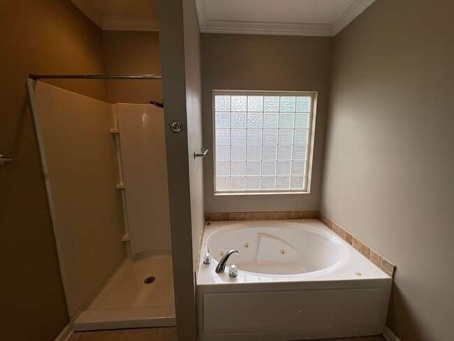 Building Photo - 5287 Promenade Dr