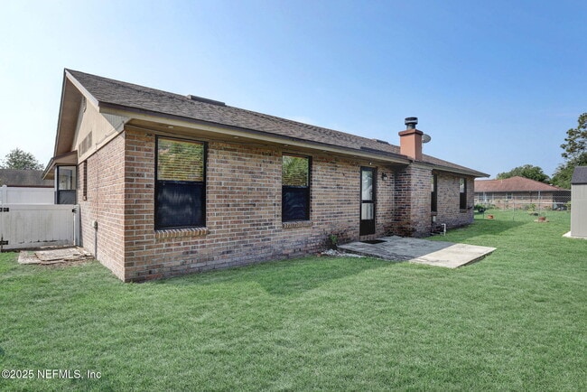 Building Photo - 7869 Jeff Dr