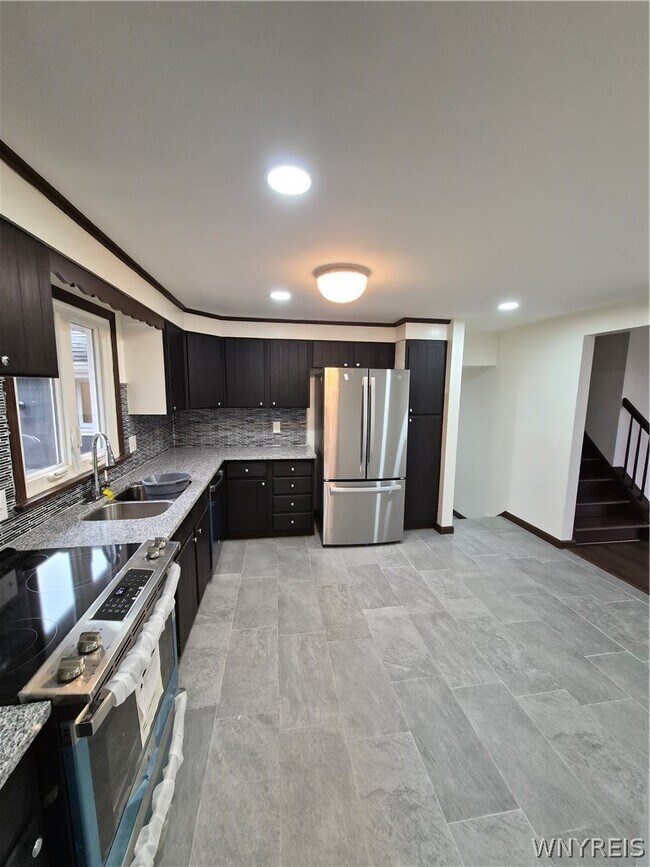 Building Photo - 210 Culpepper Rd