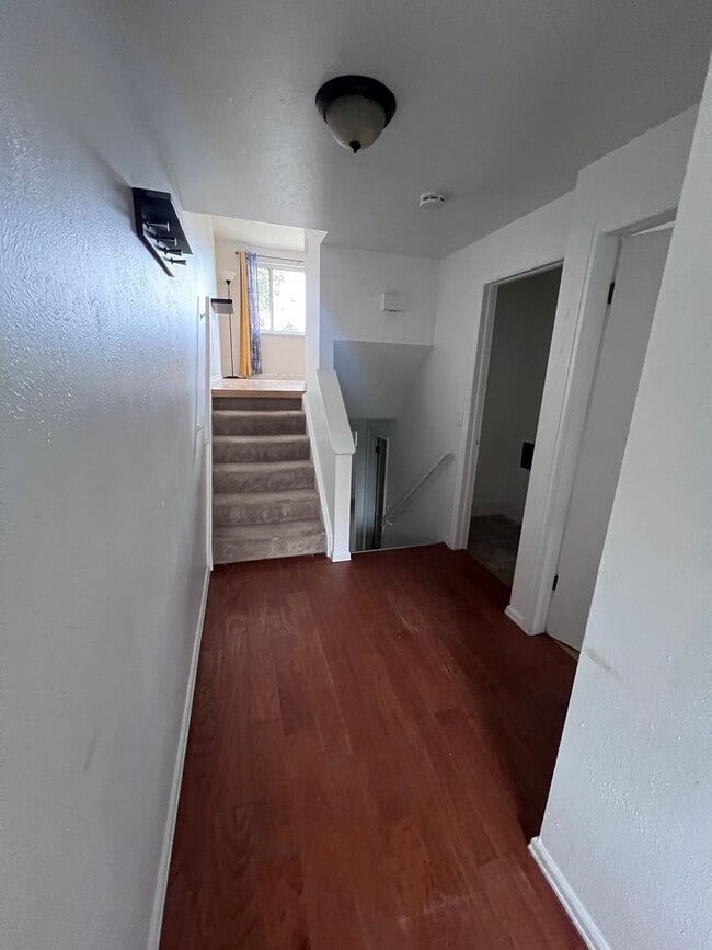 Building Photo - FANTASTIC 2 Bed 2 Bath Townhome in Lafayet...