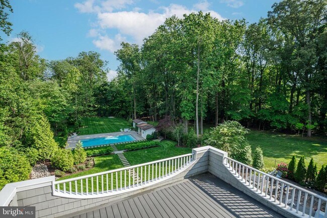 Building Photo - 5600 Brite Dr