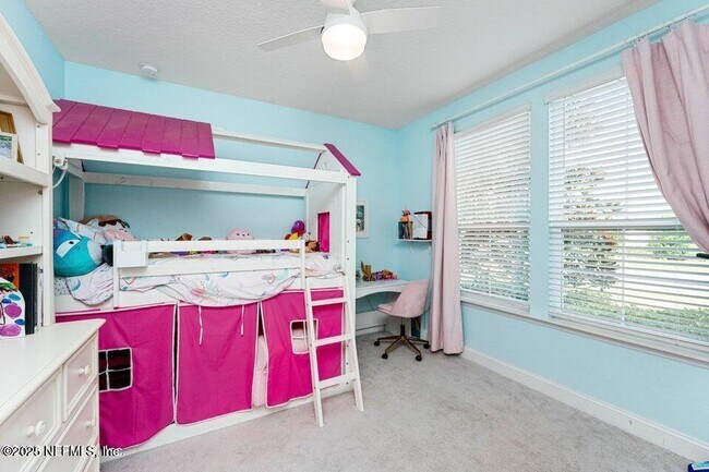Building Photo - 487 Tintamarre Dr