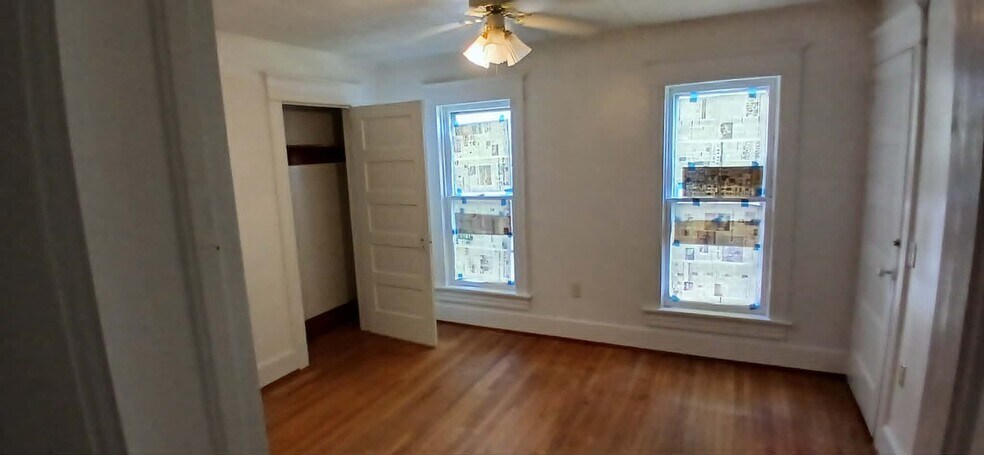 Building Photo - 648 Linden Ave