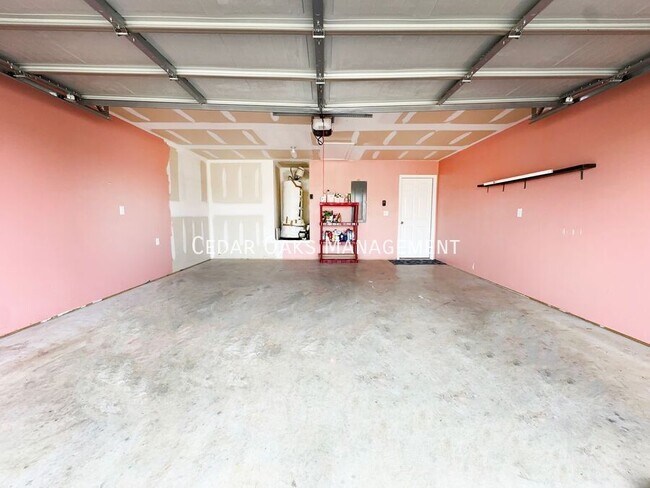 Building Photo - 2389 Wyandotte Ave