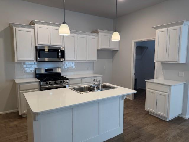 Building Photo - 634 Marlin Ct