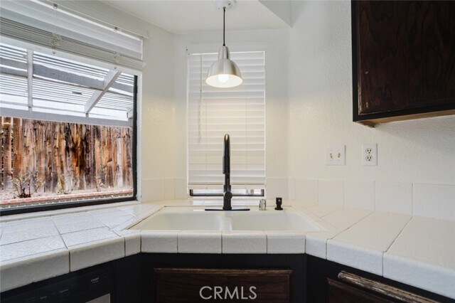 Building Photo - 4831 Cocina Ln
