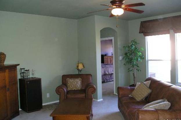 Building Photo - 133 Shadow Knolls