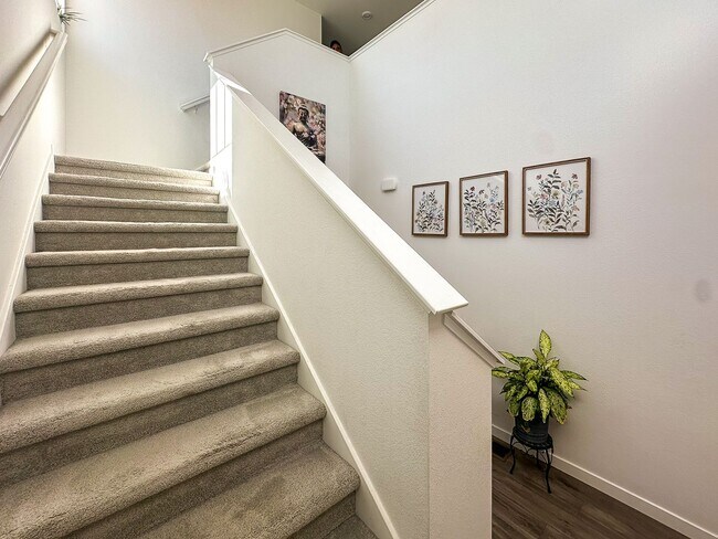 Building Photo - 9049 Bondcliff Ln