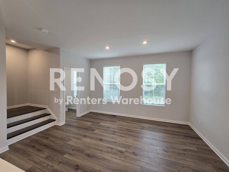 Building Photo - 2907 Beaconwood Ct