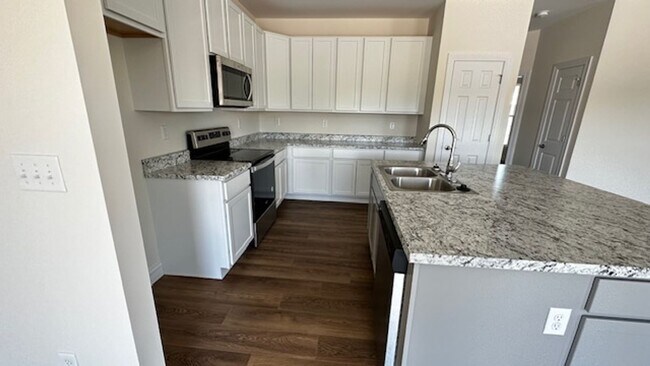 Building Photo - 2206 Gritt Court