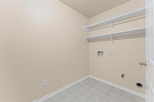 Building Photo - 5422 Melody Park