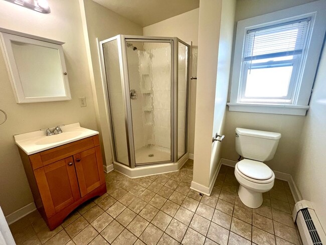 Building Photo - 3956-3958 N Murray