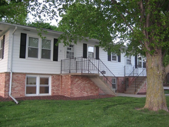 Front View - 4713 Ontario St