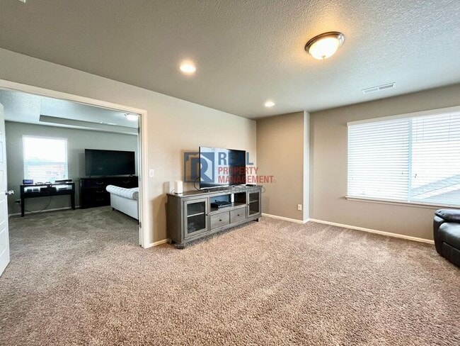 Building Photo - 5429 Snapdragon Ct