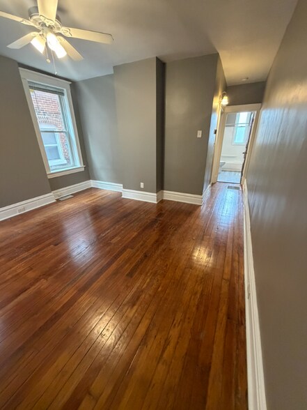 Building Photo - 3461 S Spring Ave