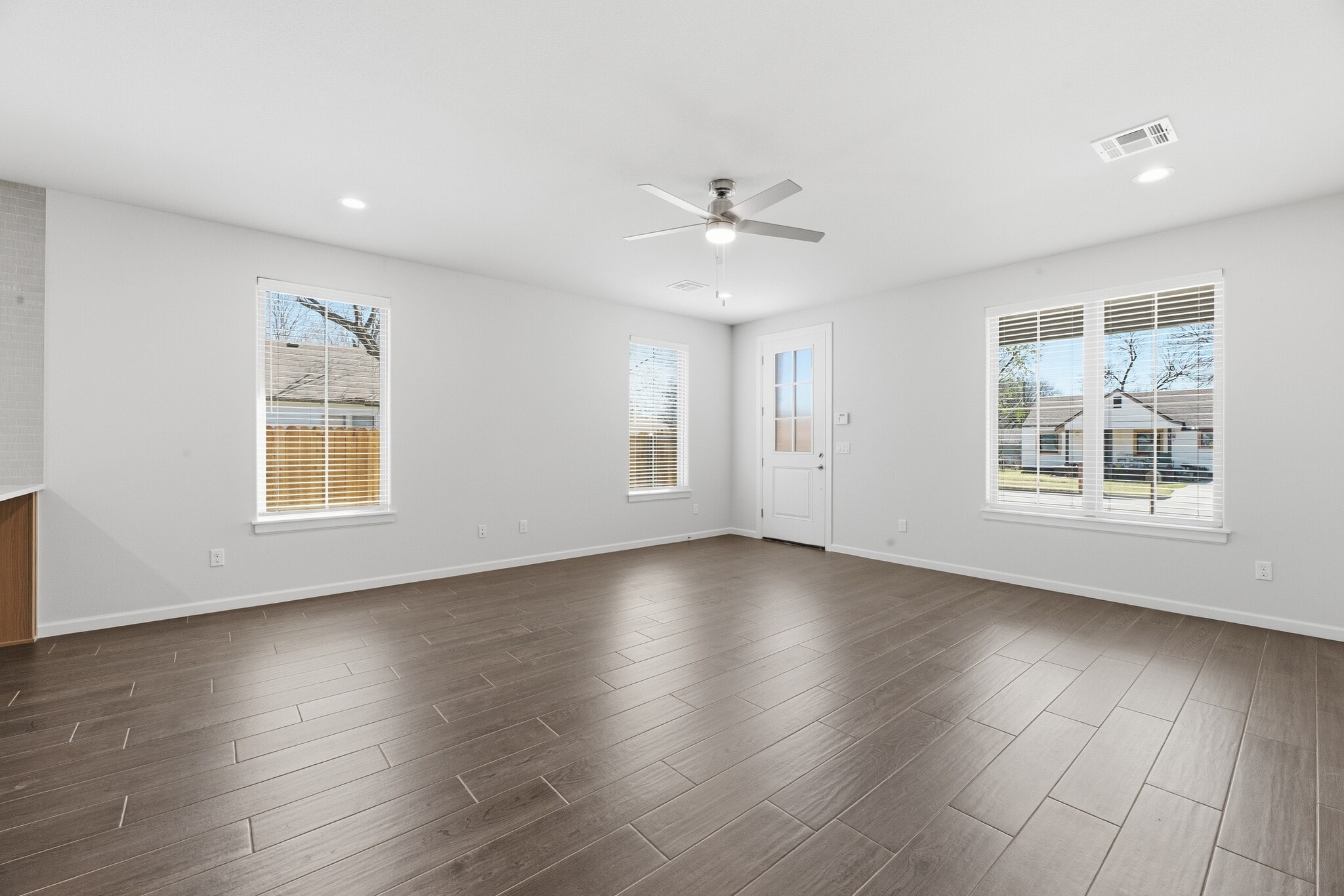 Building Photo - 316 E Elgin St