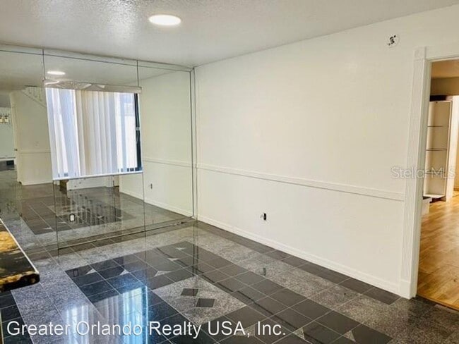 Building Photo - 4 br, 3 bath House - 211 S Shadowbay Blvd