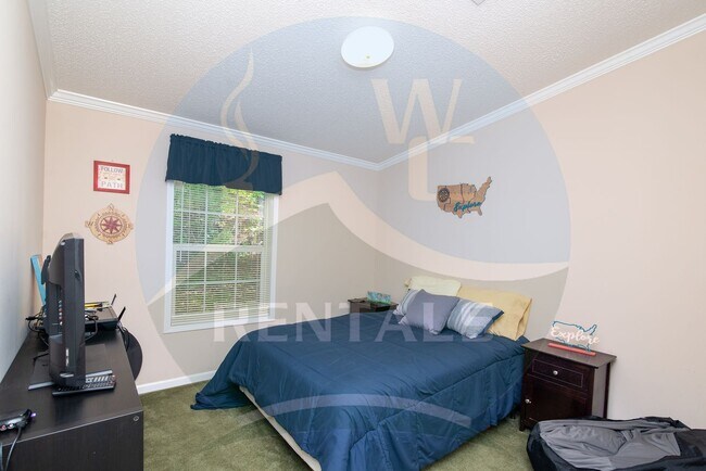 Building Photo - 4 bedroom 2 bath Double-Wide Trailer tastefully decorated and fully furnished available 12/1/25  ...