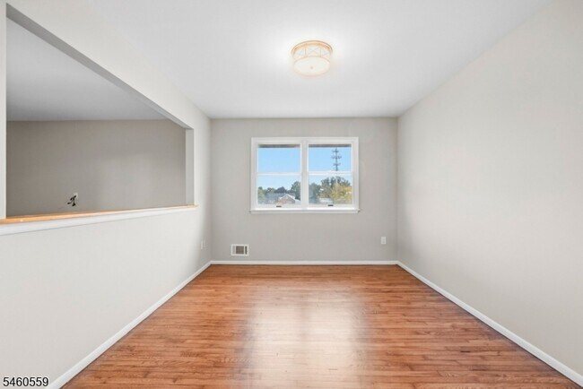Building Photo - 415 Morningside Ave